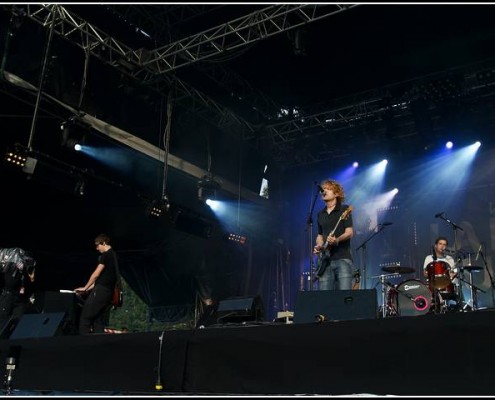 Now its overhead &#8211; La Route du Rock 2004