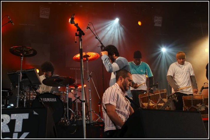 Nacao Zumbi &#8211; Art Rock 2005