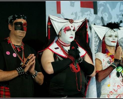 Les Soeurs de la perpetuelle indulgence &#8211; Festival Solidays 2005