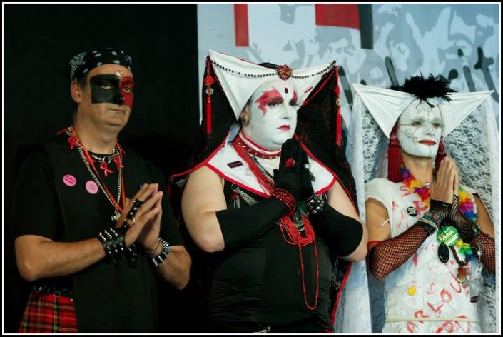 Les Soeurs de la perpetuelle indulgence &#8211; Festival Solidays 2005