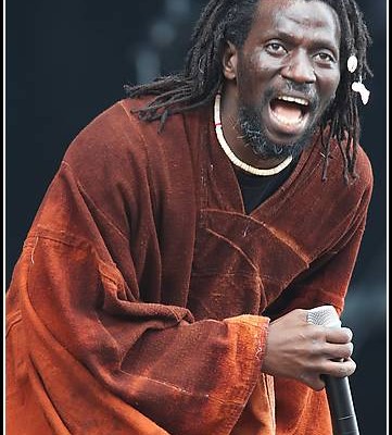 Tiken Jah Fakoly &#8211; Les Vieilles Charrues 2005