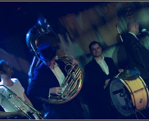 Mardi Gras Brass Band &#8211; New Mornig (Paris)