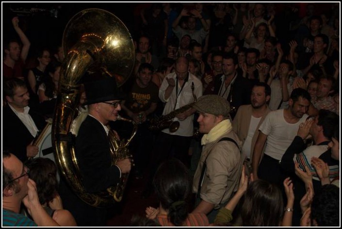 Mardi Gras Brass Band &#8211; New Mornig (Paris)