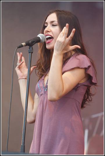 Olivia Ruiz &#8211; Festival des Vieilles Charrues 2006