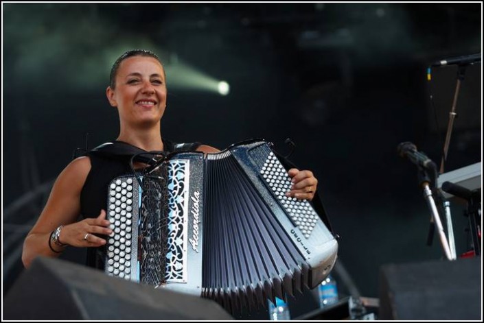 Olivia Ruiz &#8211; Festival des Vieilles Charrues 2006