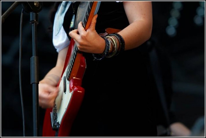 Howling Bells &#8211; La Route du Rock 2006