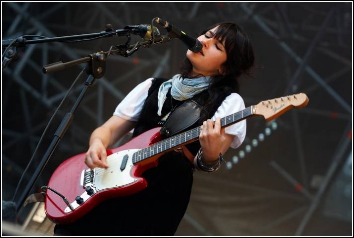 Howling Bells &#8211; La Route du Rock 2006