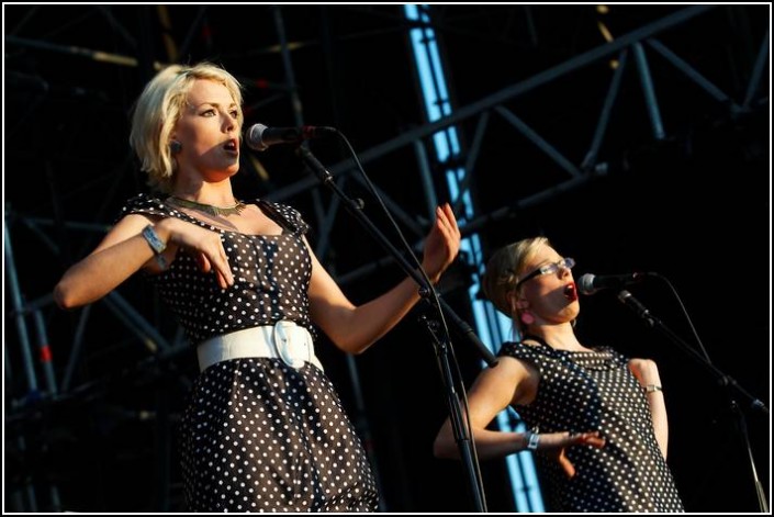 The Pipettes &#8211; La Route du Rock 2006