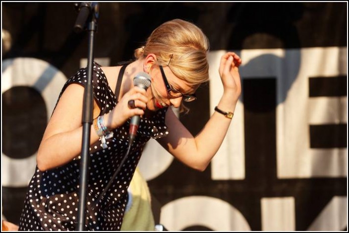 The Pipettes &#8211; La Route du Rock 2006