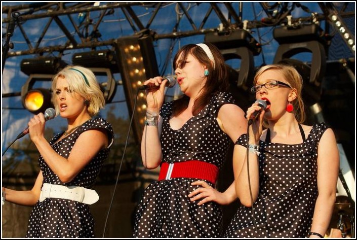 The Pipettes &#8211; La Route du Rock 2006