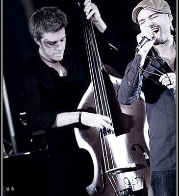 kyle eastwood &#8211; New Morning (Paris)