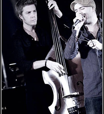 kyle eastwood &#8211; New Morning (Paris)