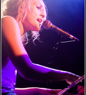 Emily Haines &#8211; Maroquinerie (Paris)