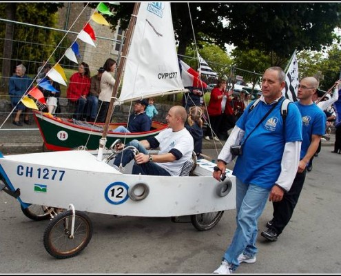 Le defile du dimanche &#8211; Festival Terre Neuvas (Bobital) 2008