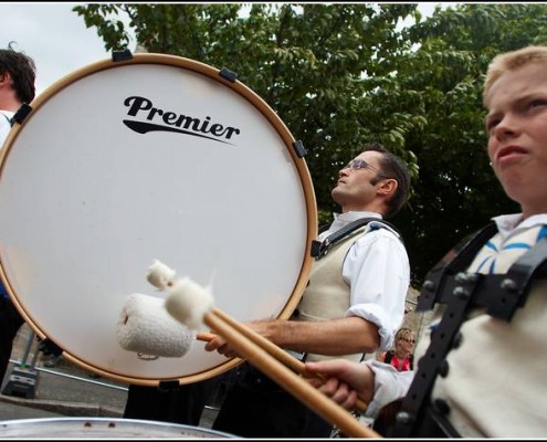 Le defile du dimanche &#8211; Festival Terre Neuvas (Bobital) 2008