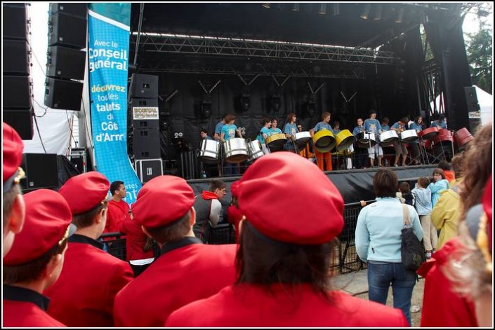 Le defile du dimanche &#8211; Festival Terre Neuvas (Bobital) 2008