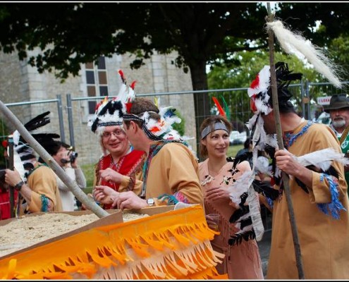 Le defile du dimanche &#8211; Festival Terre Neuvas (Bobital) 2008