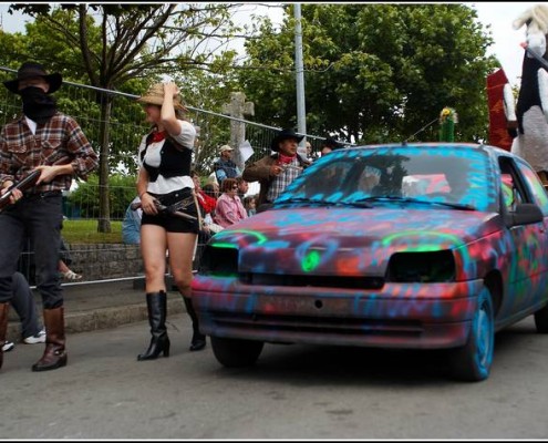 Le defile du dimanche &#8211; Festival Terre Neuvas (Bobital) 2008