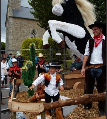 Le defile du dimanche &#8211; Festival Terre Neuvas (Bobital) 2008