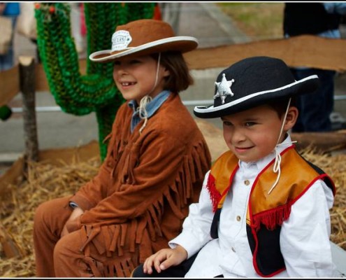 Le defile du dimanche &#8211; Festival Terre Neuvas (Bobital) 2008