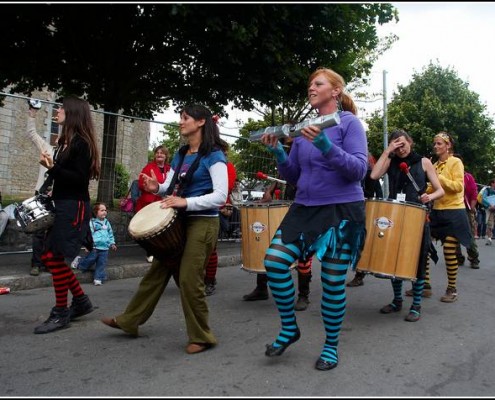 Le defile du dimanche &#8211; Festival Terre Neuvas (Bobital) 2008