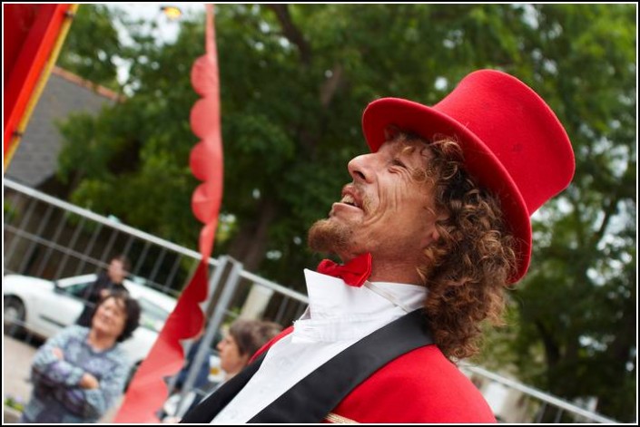 Le defile du dimanche &#8211; Festival Terre Neuvas (Bobital) 2008