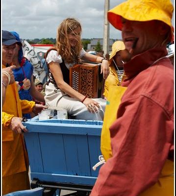 Le defile du dimanche &#8211; Festival Terre Neuvas (Bobital) 2008