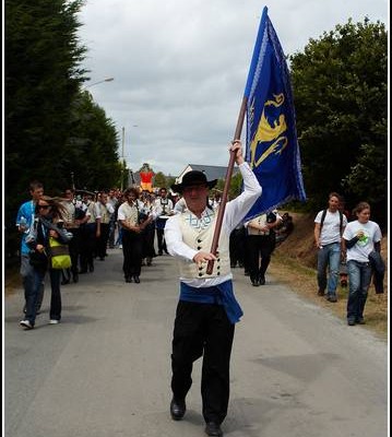 Le defile du dimanche &#8211; Festival Terre Neuvas (Bobital) 2008