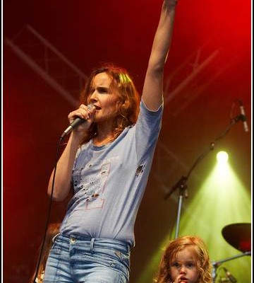 Constance Verluca &#8211; Festival des Vieilles Charrues 2008