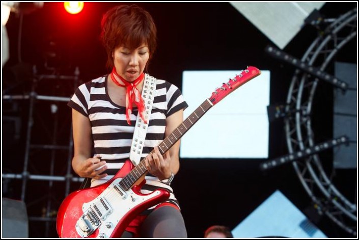 The Go! Team &#8211; Festival des Vieilles Charrues 2008