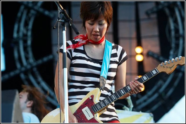 The Go! Team &#8211; Festival des Vieilles Charrues 2008