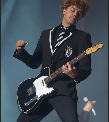 The Hives &#8211; Festival des Vieilles Charrues 2008