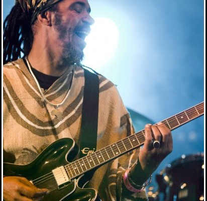 Tiken Jah Fakoly &#8211; Festival du Chien a Plumes 2008