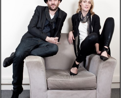 Metric &#8211; Portraits (Paris)