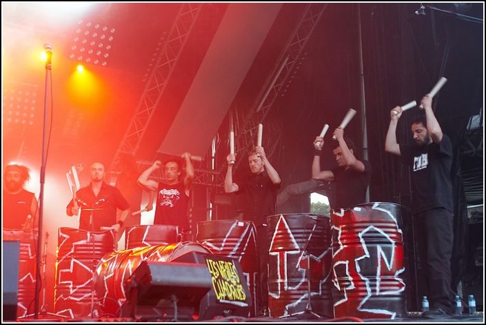 Les Tambours du Bronx &#8211; Festival des Vieilles Charrues 2009