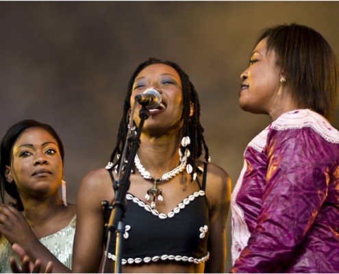 Oumou Sangare &#8211; Festival Indetendances 2009 (Paris)