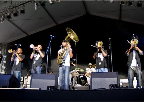 The Hypnotic Brass Ensemble &#8211; Festival Indetendances 2009 (Paris)