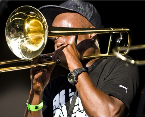 The Hypnotic Brass Ensemble &#8211; Festival Indetendances 2009 (Paris)