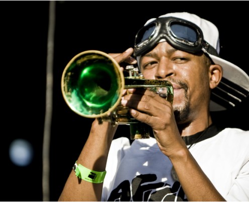 The Hypnotic Brass Ensemble &#8211; Festival Indetendances 2009 (Paris)