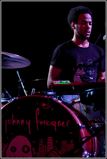 Johnny Foreigner &#8211; Elysee Montmartre
