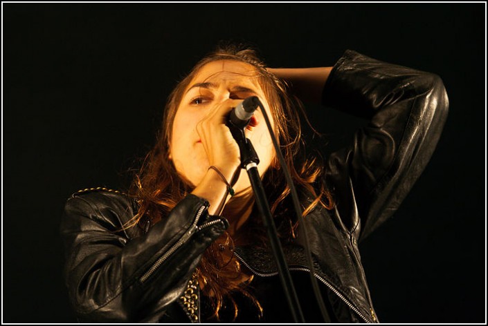 Izia &#8211; Festival Au Pont du Rock 2010