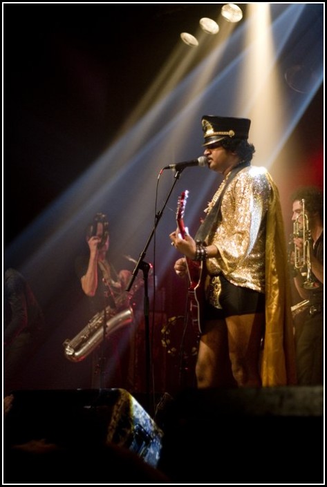 King Khan And The Shrines &#8211; La Machine du Moulin rouge (Paris)