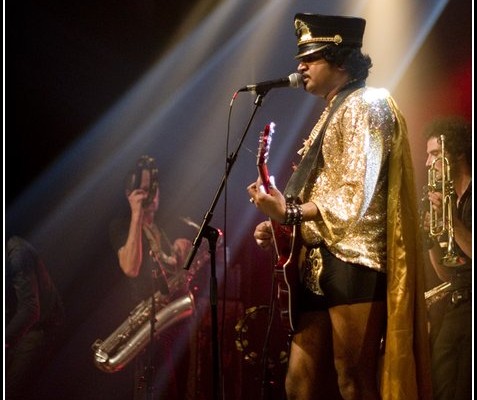 King Khan And The Shrines &#8211; La Machine du Moulin rouge (Paris)