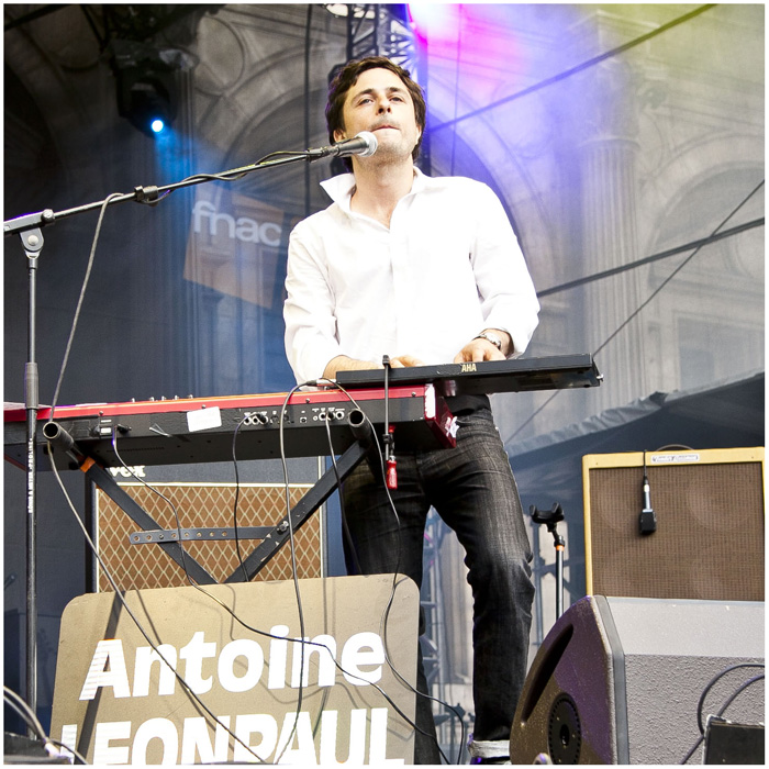 Antoine LeonPaul &#8211; Festival FnacLive 2011 (Paris)