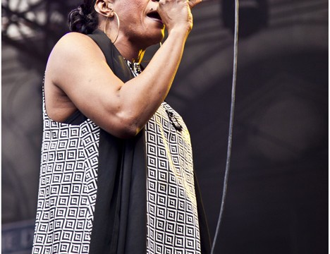 Mamani Keita &#8211; Festival FnacLive 2011 (Paris)