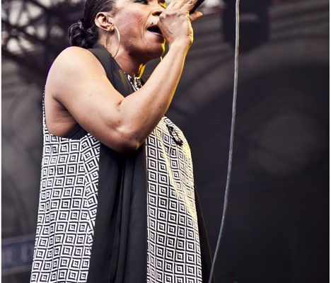 Mamani Keita &#8211; Festival FnacLive 2011 (Paris)