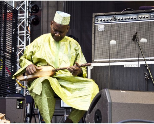 Mamani Keita &#8211; Festival FnacLive 2011 (Paris)