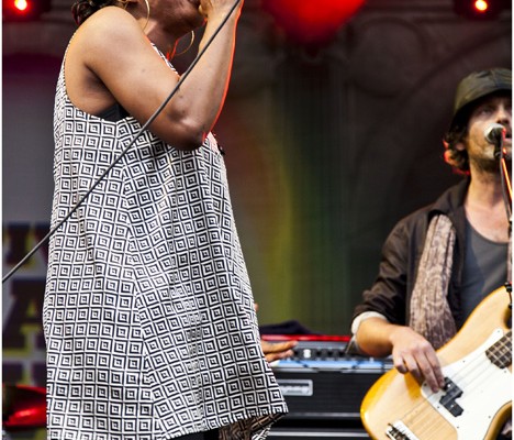 Mamani Keita &#8211; Festival FnacLive 2011 (Paris)