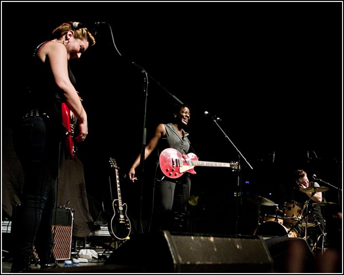 Cecile Doo Kingue-Festival-Les Oreilles En Pointe