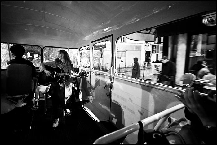 Dawn Landes &#8211; Bus Bleus et Balades sonores (Paris)